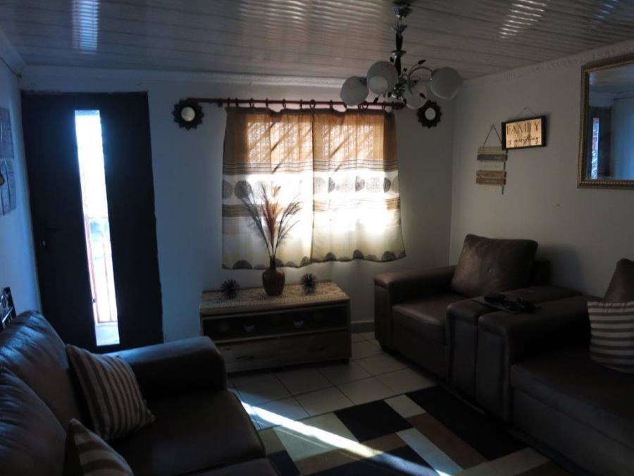 4 Bedroom Property for Sale in Leiden Western Cape